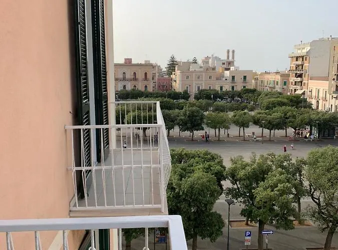 アパート Le Dimore Di Vittorio Emanuele モノーポリ