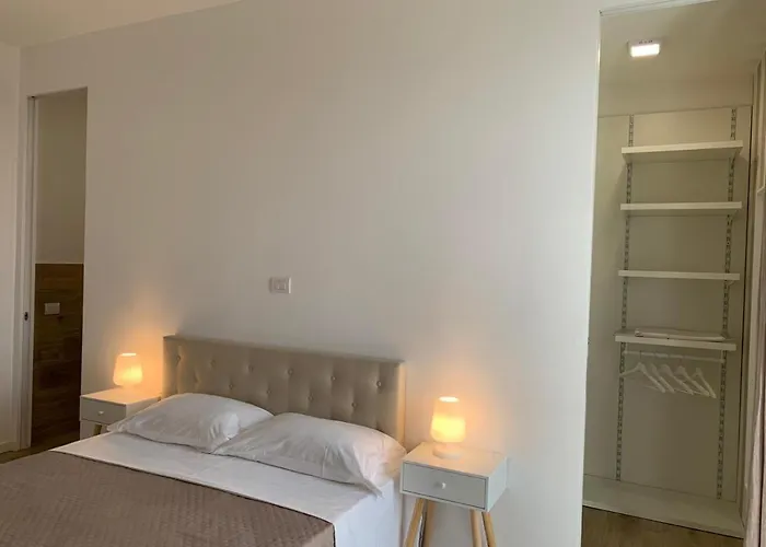 Le Dimore Di Vittorio Emanuele * モノーポリ